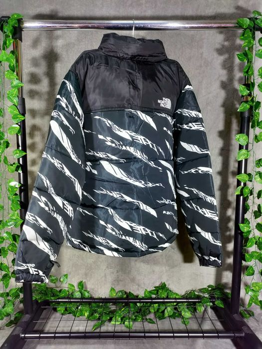 Geaca The North Face marimea L