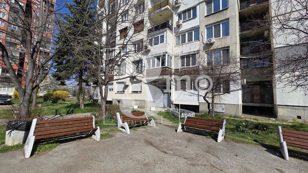 „3mo“ недвижими имоти продава тристаен апартамент в ж.к. Дружба 1