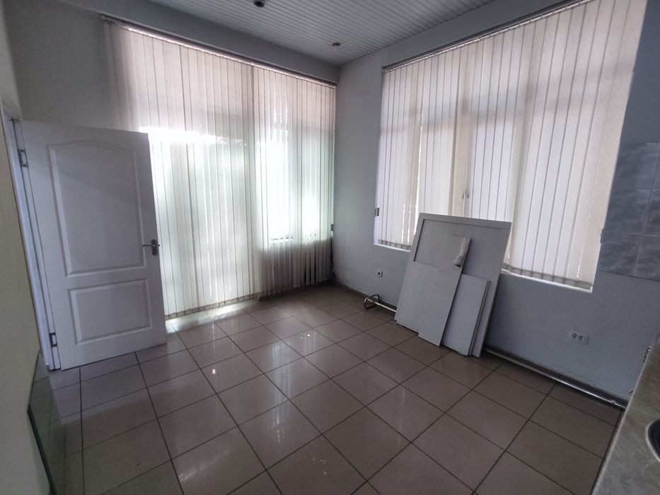 Аренда нежилого помещения на Новомосковской.