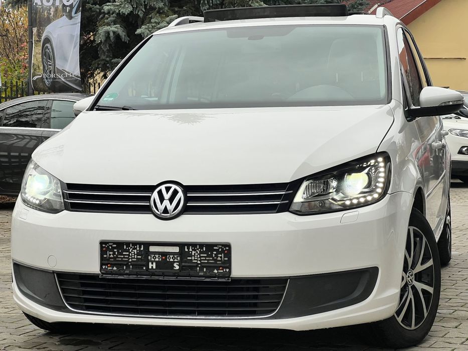 Volkswagen Touran 11.2010 | 2.0 TDI | Garantie | Finantare | Distributie schimbata |