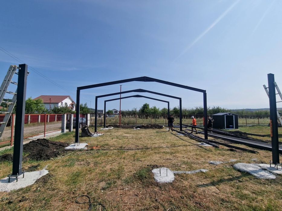 Vând hala metalica 10x20x4