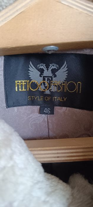 Продам 2 женские шубы