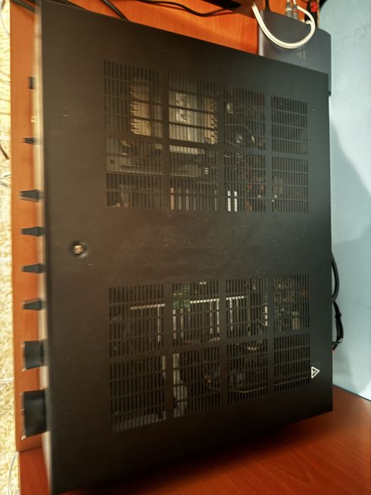 Интегриран усилвател Yamaha AS501