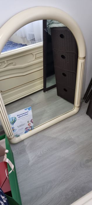 Спальный гарнитур