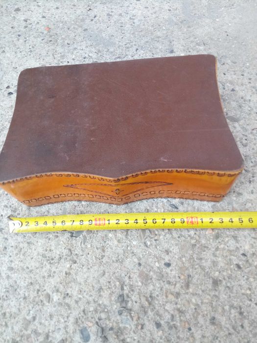 Дървена кутия за моливи