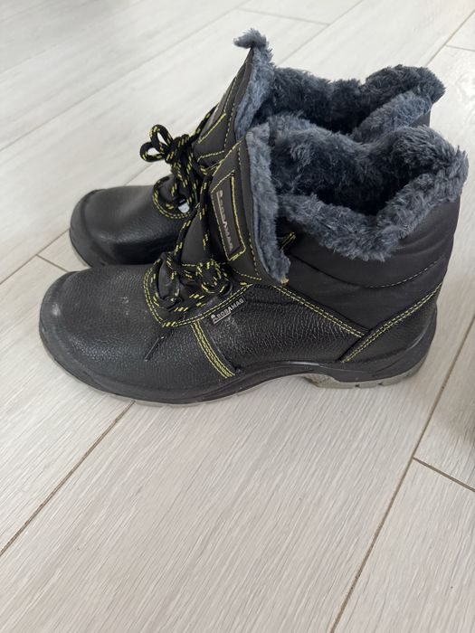 Ботинки, берцы мужские