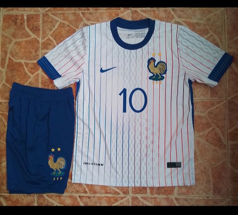 MBAPPE детско юношески футболни екипи Франция