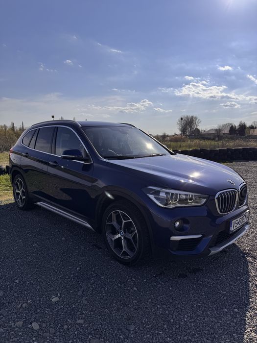 Vând BMW X1 2018