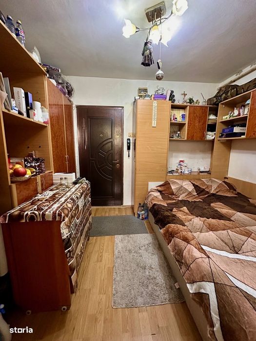 Garsonieră 17 mp, baie cu geam, etaj 3/4, Pantelimon