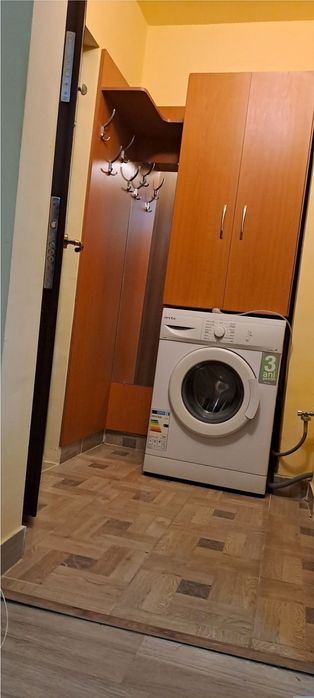 Închiriez garsoniera Micalaca