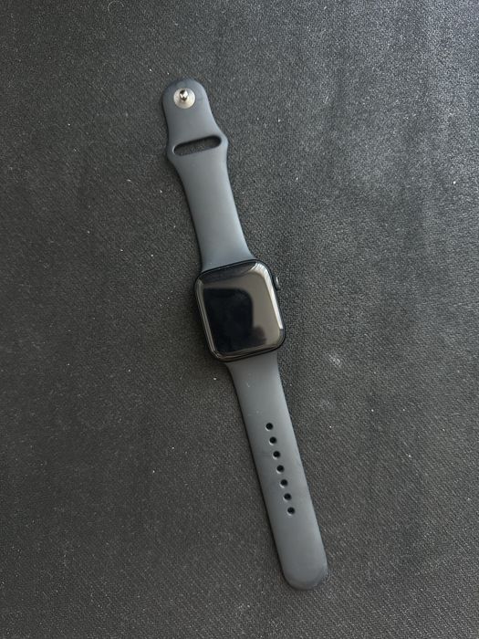 Apple Watch SE2 44mm Full Box