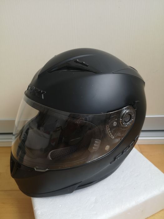 Casca moto omologata Shark Technology cu ochelari soare integrati