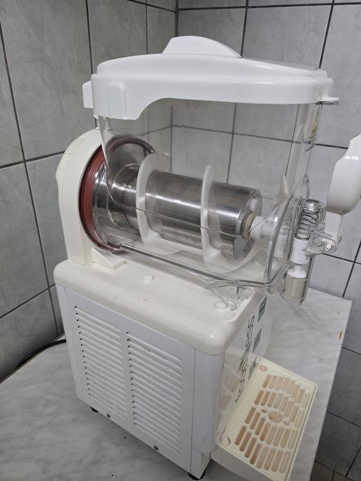Aparat granita, crema de cafea, racitor