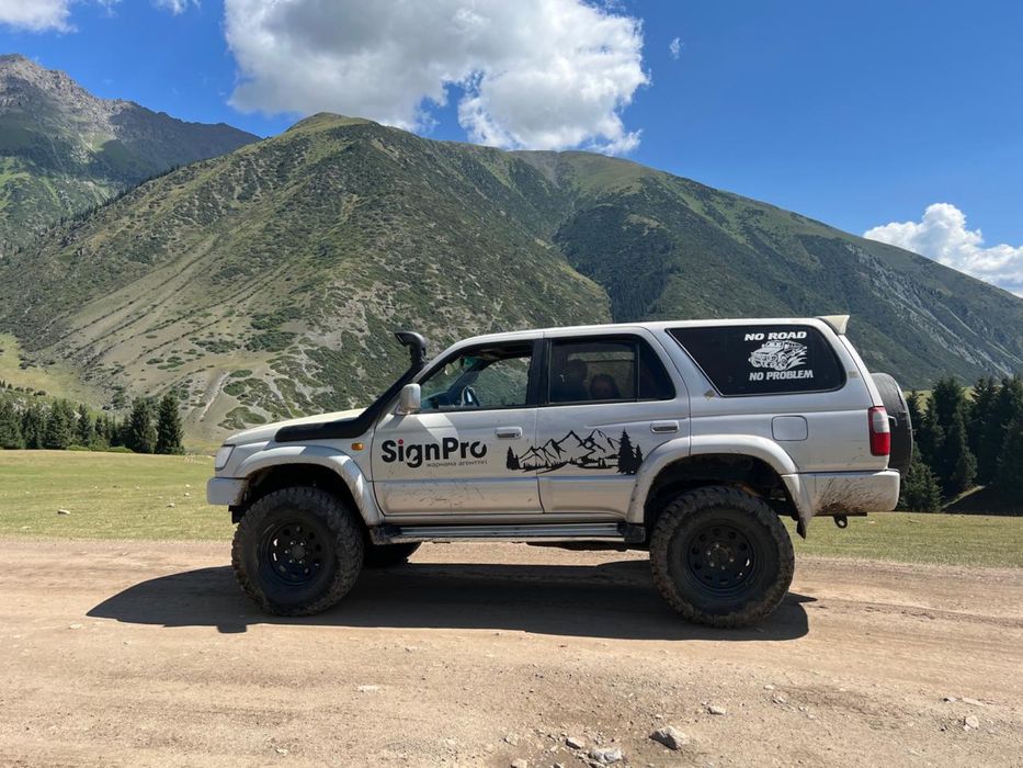 Тойота Hilux Surf Toyota