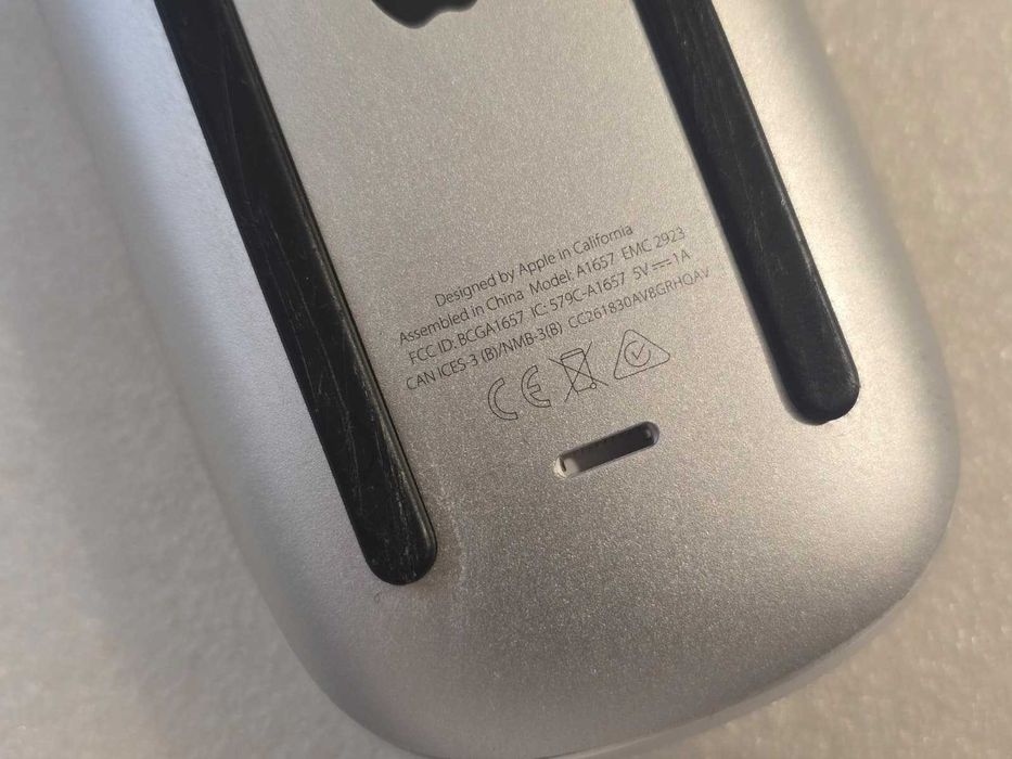 Mouse Apple Magic Gen 2, A1657 1300 DPI 2 butoane Lightning port White