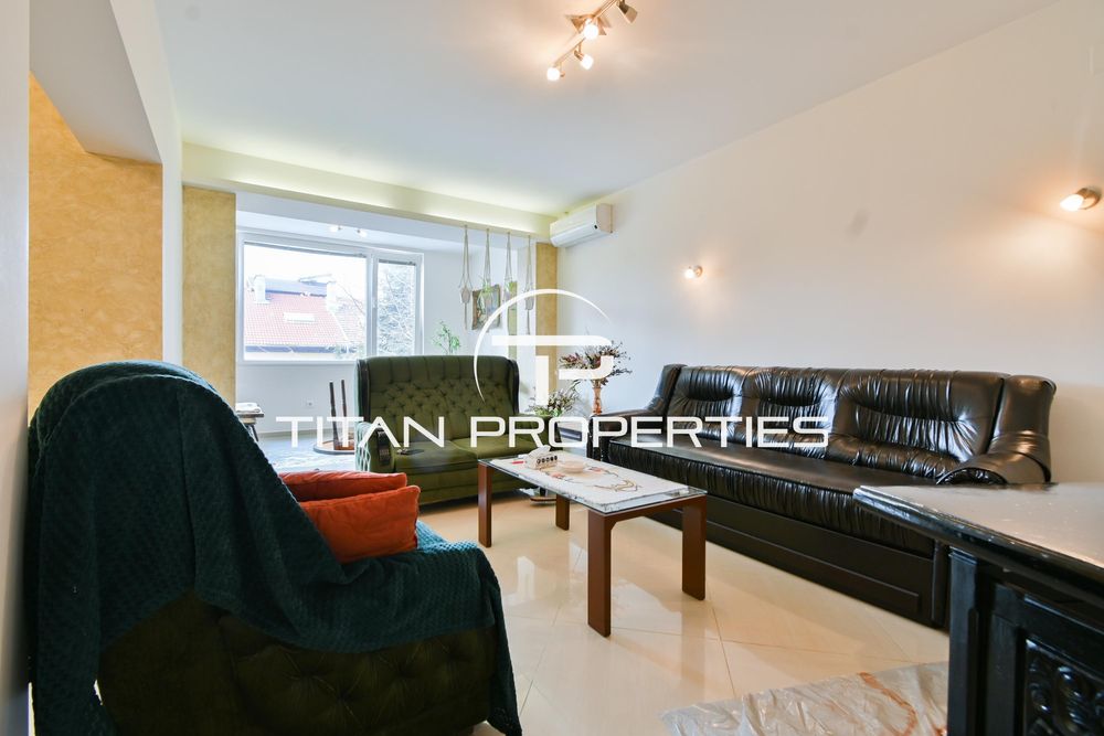 Дава се под наем Тристаен апартамент в София, Лозенец - 100 кв.м за 1000 € - Снимка #1