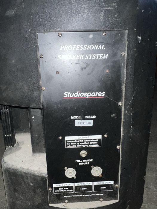 boxa  studiospares in stare de functionare