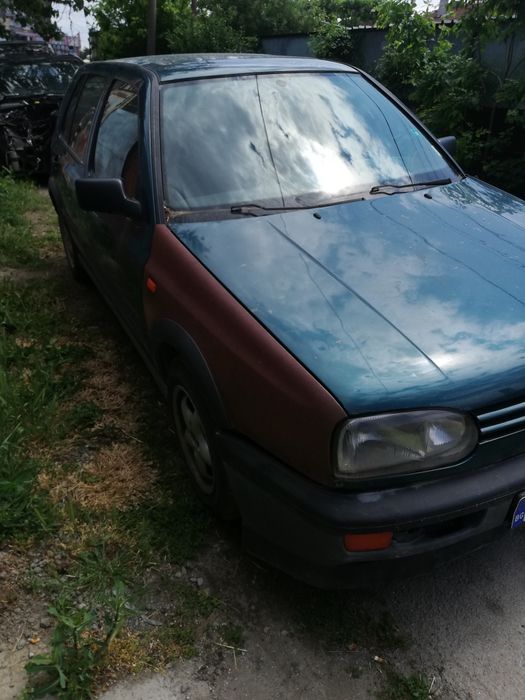 Голф 3 на части  1.8 90коня