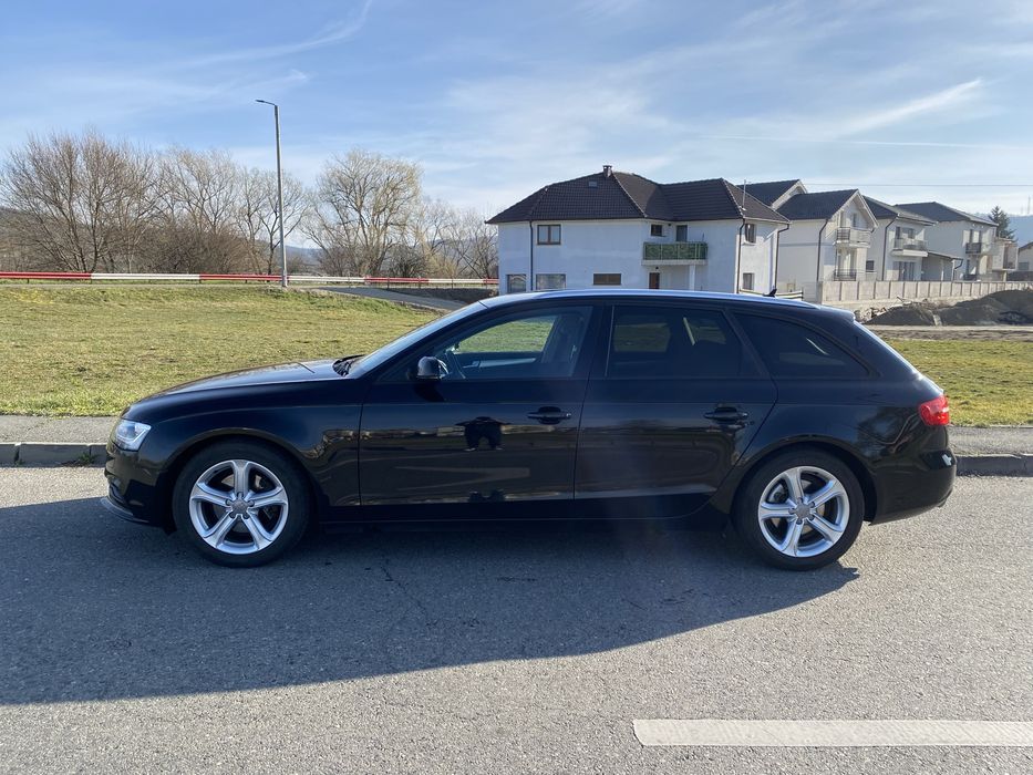 Vand Audi A4 B8 anul 2015