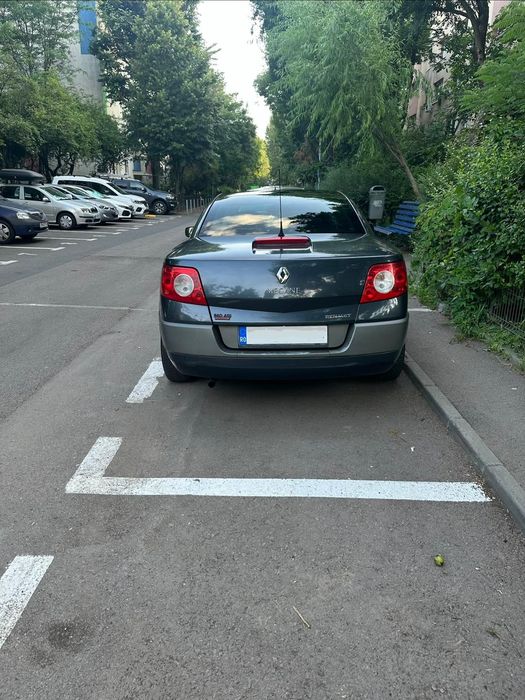 Se vinde Renault