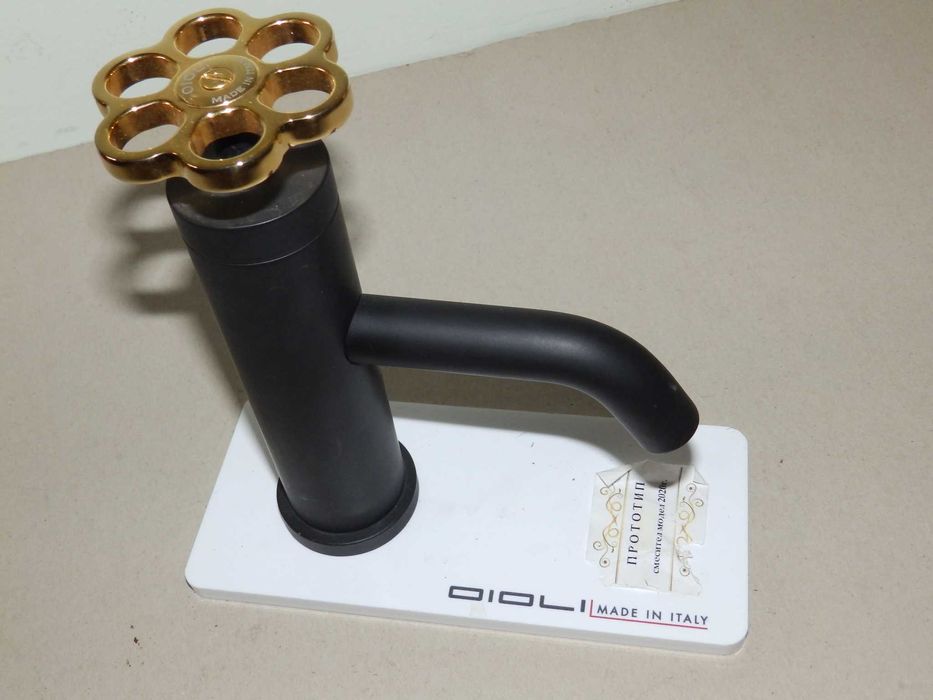 Батерия за баня, смесител Oioli - Italy, чешма