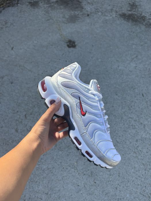 Nike Tn Silver red