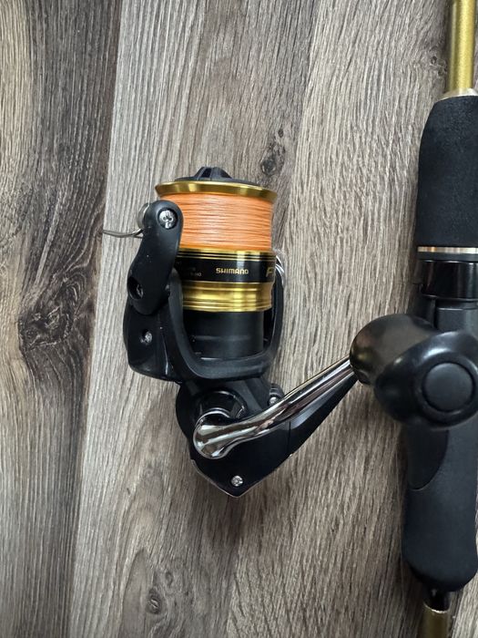 Спининг въдица Invictus +shimano fx 2500