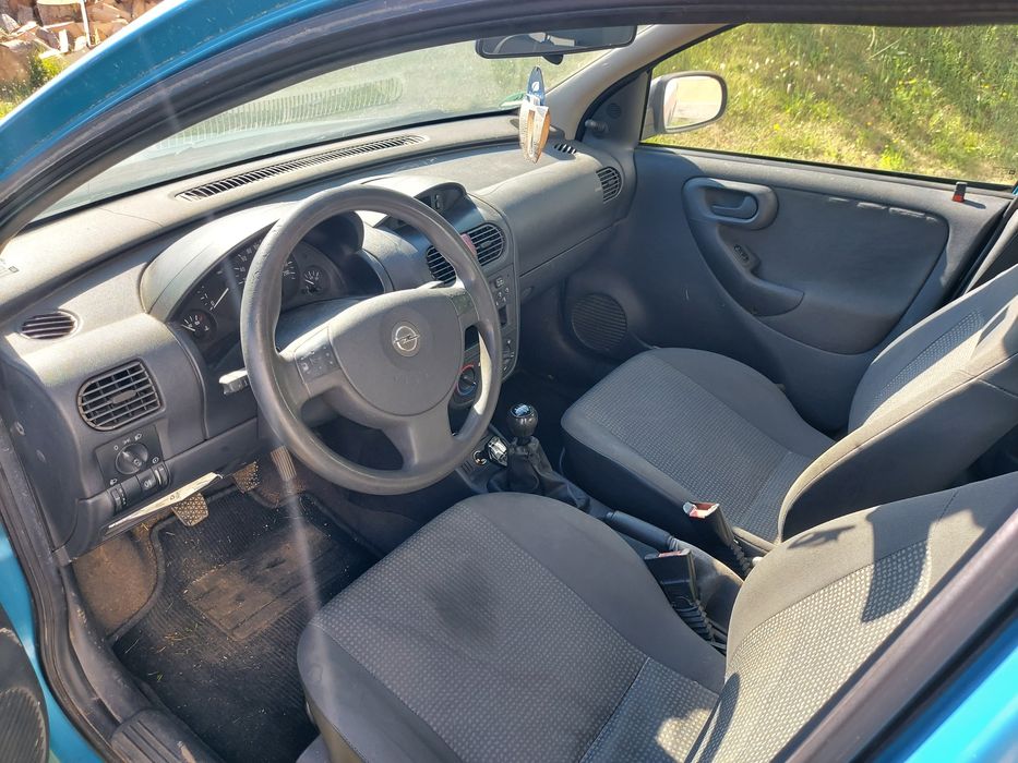 Opel Corsa C 1.3 CDTI, 2004, diesel – funcțională, pentru reparat/program rabla