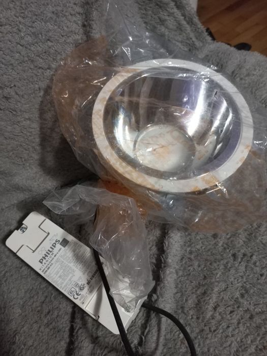 Spoturi led medi si mari noi încastrate