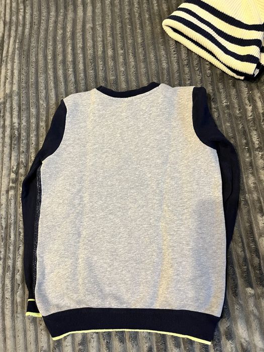 Лот 2 панталона Okaidi, пуловери Beneton и H&M