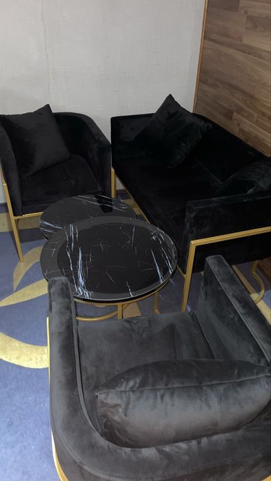 Лофт диван, два кресла столик