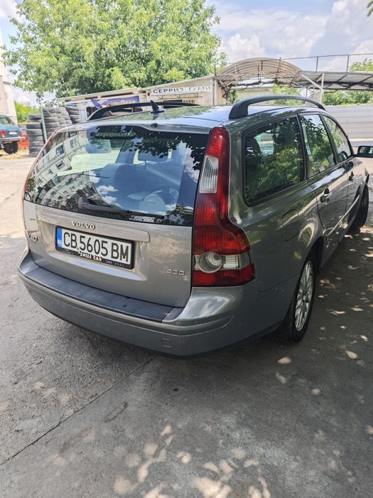 Предлагам Волво V50