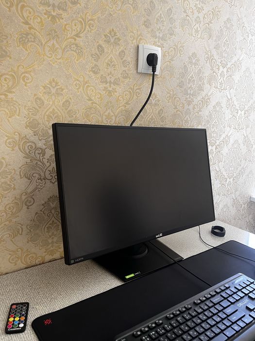 Продам монитор Asus