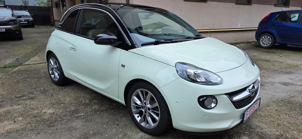 Opel Adam Vând Opel Adam 1.4 benzina 87 cp ,euro 5 adusa din Germania recent