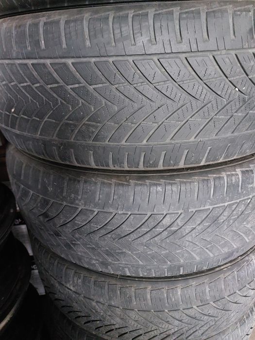 19 R 235 55 Trecmakc balon BYD