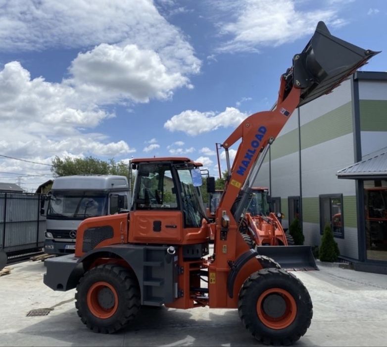 Incarcator Frontal 2000 Kg