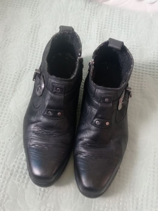 Продам мужские полу сапожки 250000