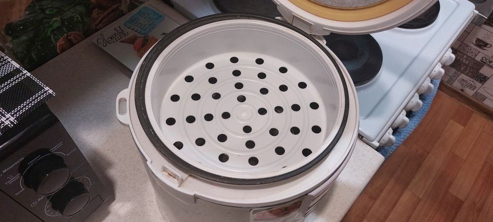 Продам мультиварку