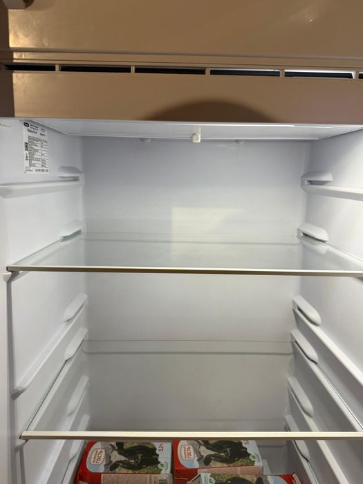 Холодильник Бирюса