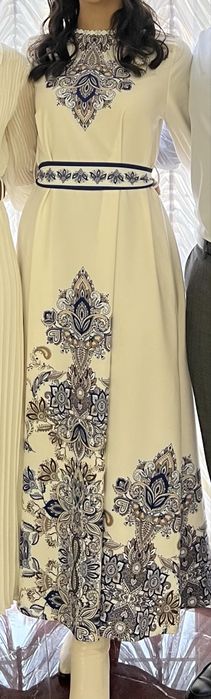 Красивое утончённое платье за 15К