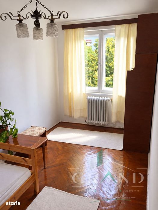 Ap 4 camere | 2 bai | Balcon | Gheorgheni-Hotel Royal