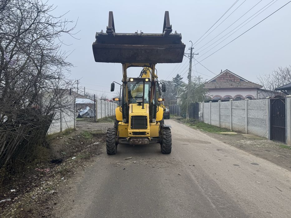 Buldoexcavator New Holland LB110