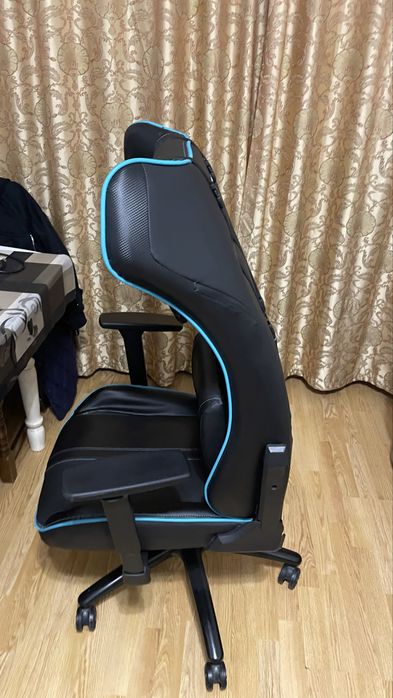 Компьютерное кресло Thunderx 3