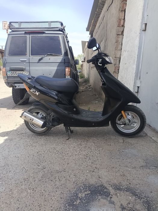Продам мопед Хонда дио