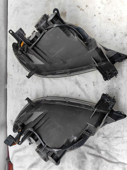 Оригинални фарове Мазда 2  Mazda 2