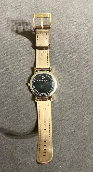 Чисто нов часовник Candino
