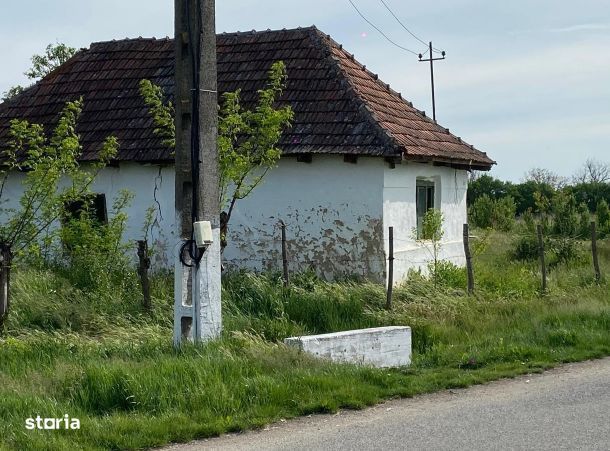 Casa si teren loc.Hrip, com.Paulesti, jud.Satu Mare