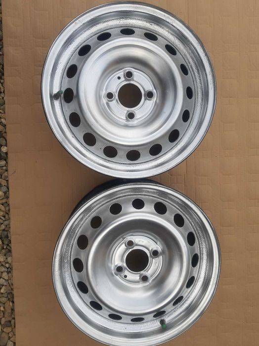 Jante Dacia pe 15 stare buna