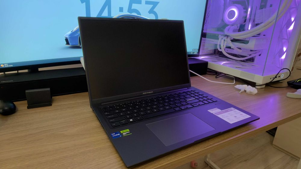ASUS VIVOBOOK X16 144hz Monitor (Folosit de 5 ori) INTEL I7 12th GEN 12700H 4.7 GHZ, RTX 3050 4GB, SSD NVME 1TB, 16GB RAM 3200MHZ