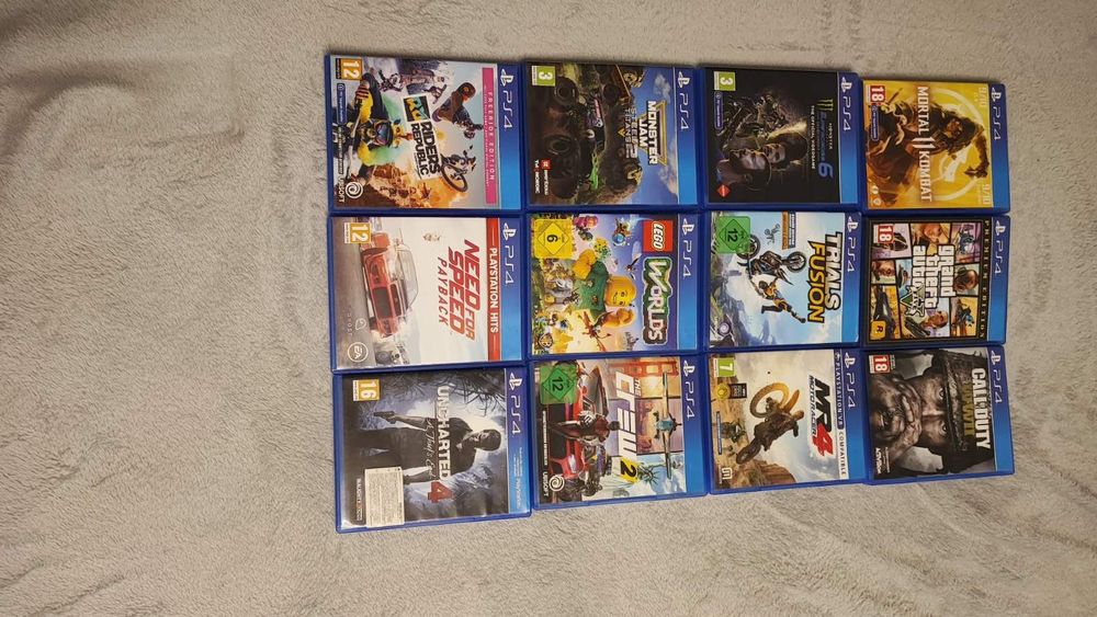 PS4+,волан с педали+12 игри+ДВА ДЖОИСТИКА+ПРОЖЕКТОР